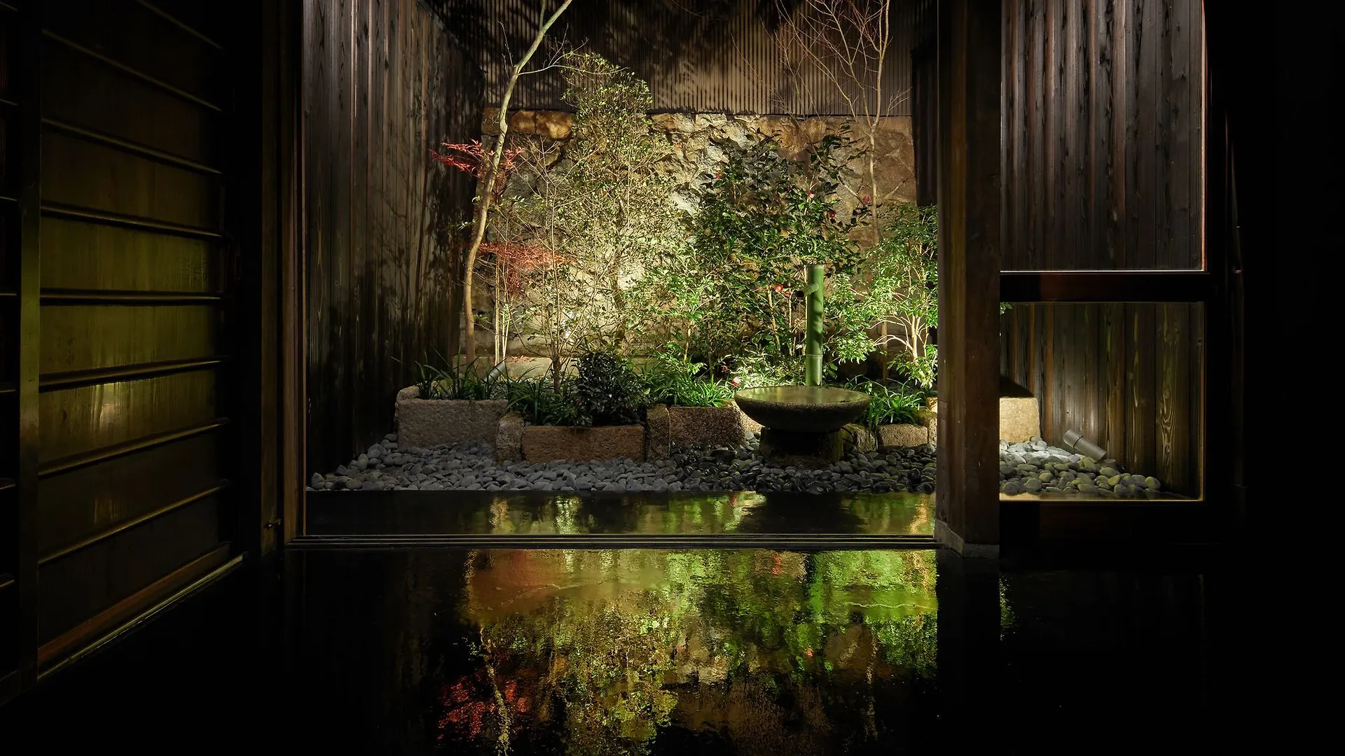 Tatil Evi Yadoru Kyoto Hanare Kagami No Yado